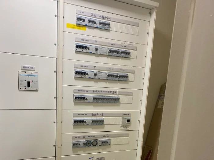 Tableau &eacute;lectrique qui disjoncte